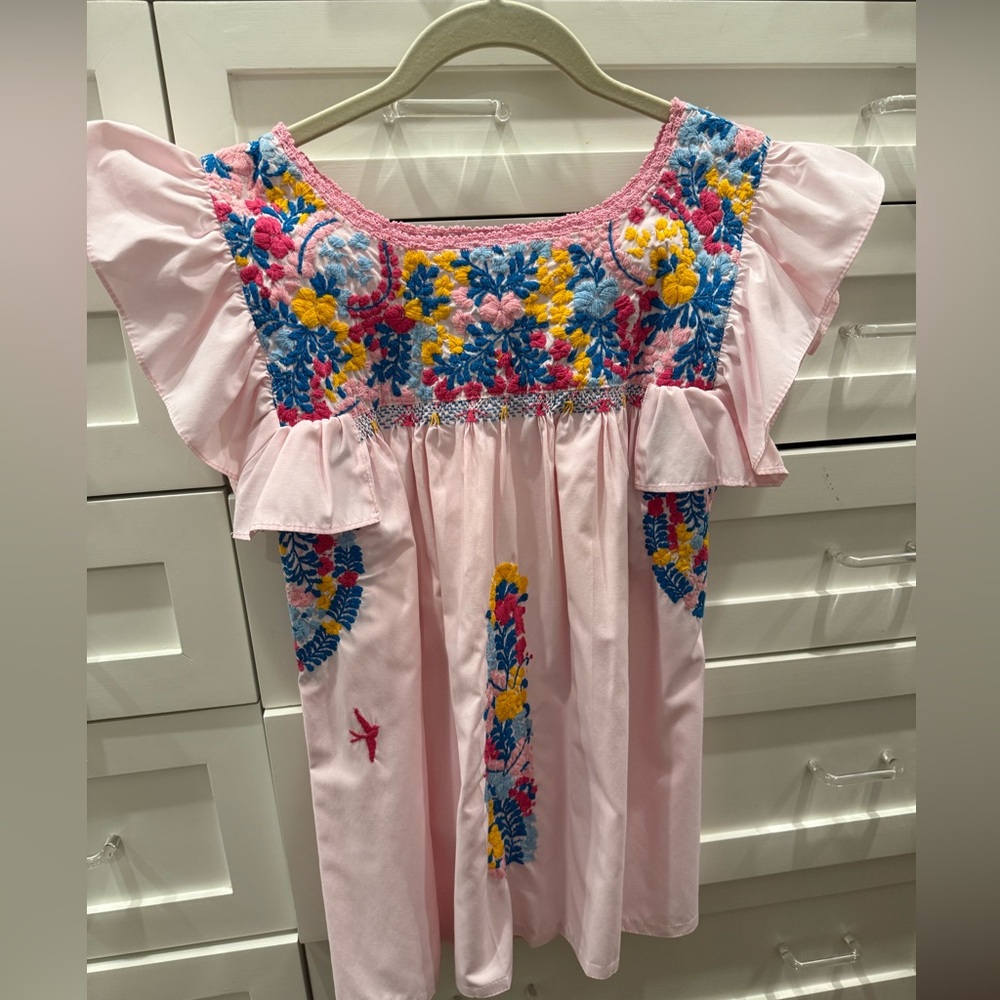 Mi Golondrina Flutter Sleeve Top